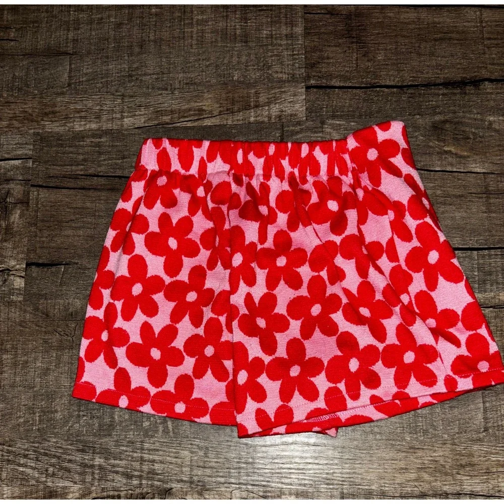 Old Navy Girls Pink Red Floral Daisy Skort Size M 8 Elastic Waist Casual Summer